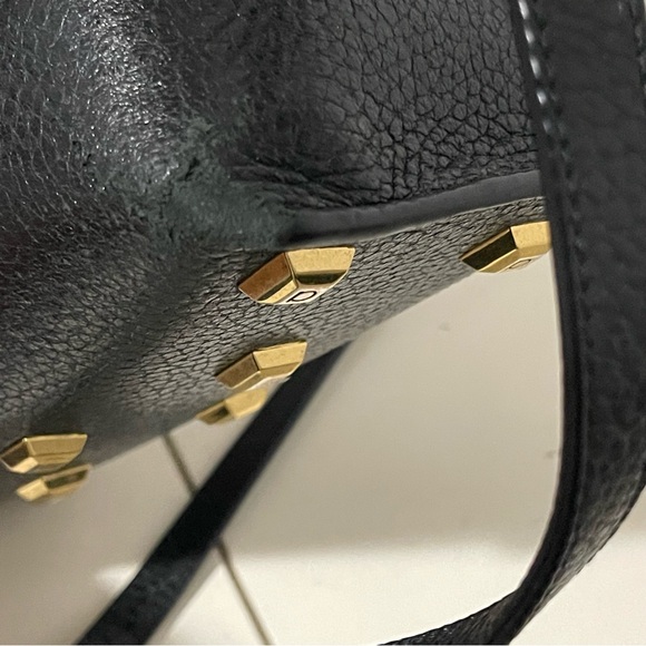 Salvatore Ferragamo pebbled black chain  link  leather handbag bag Purse Fall - Picture 12 of 15